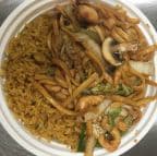 Best Chicken Lo Mein in Saint Louis, MO